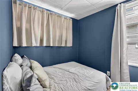 Bedroom - 205 E Goepp St, Bethlehem, PA 18018 photo 4 of 4