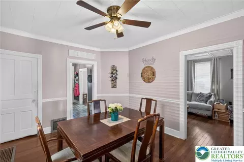 Dining - 205 E Goepp St, Bethlehem, PA 18018 photo 4 of 5