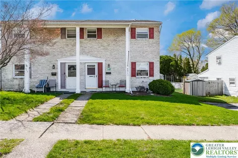 451 Poplar St, Catasauqua, PA 18032