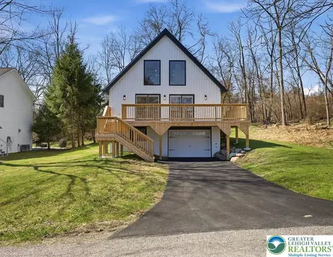 43 Lenape Trl, Mount Bethel, PA 18343