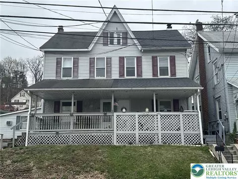 214 S Walnut St, Slatington, PA 18080