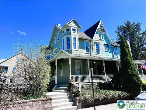 1555 Washington Ave, Northampton, PA 18067