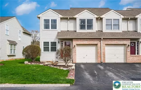 311 Windsor Pl, Macungie, PA 18062