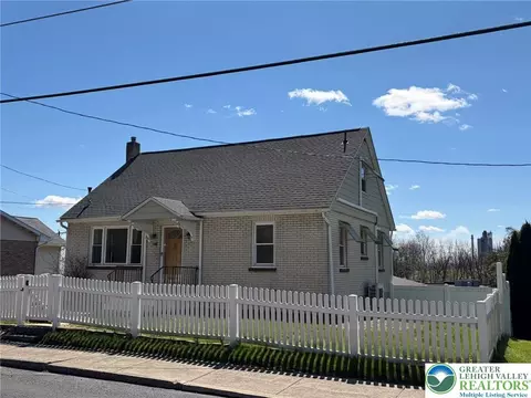 424 Main St, Bath, PA 18014