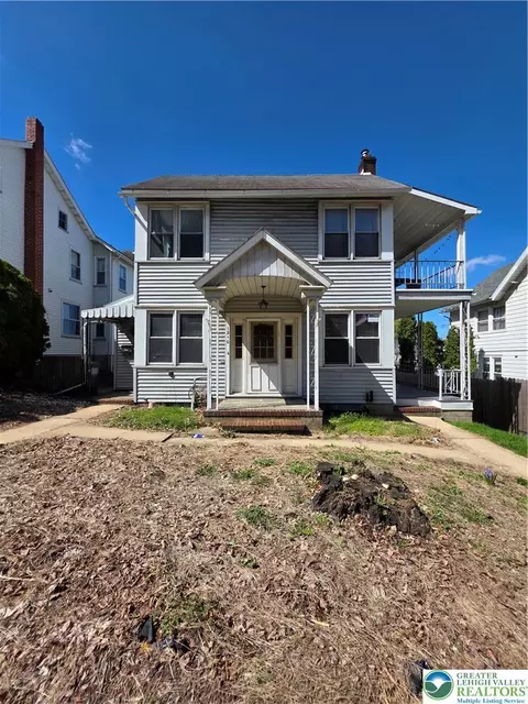 1210 Main St, Slatington, PA 18080