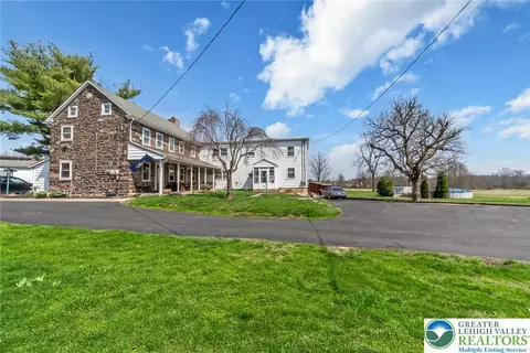 151 2nd St, Richlandtown, PA 18955