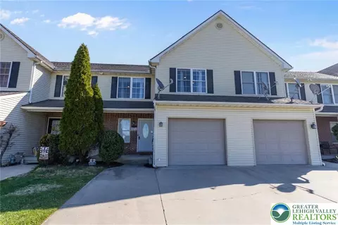 1319 Mohr Cir, Macungie, PA 18062