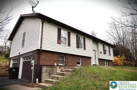 4733 Hillside Rd, Coplay, PA 18037