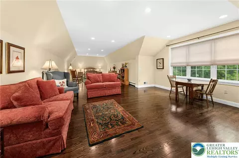 951 W Macada Rd, Bethlehem, PA 18017 photo 30