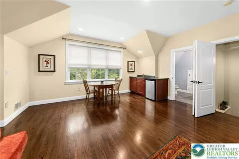 951 W Macada Rd, Bethlehem, PA 18017 photo 32