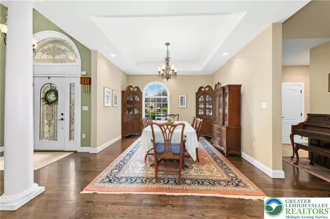 951 W Macada Rd, Bethlehem, PA 18017 photo 9