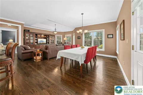 951 W Macada Rd, Bethlehem, PA 18017 photo 15