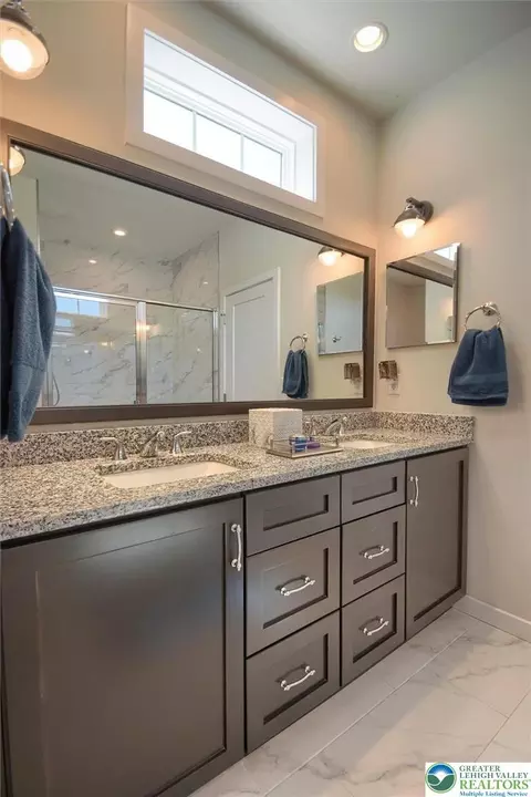 Bath - 6963 Maple Dr, Bath, PA 18014 photo 3 of 7