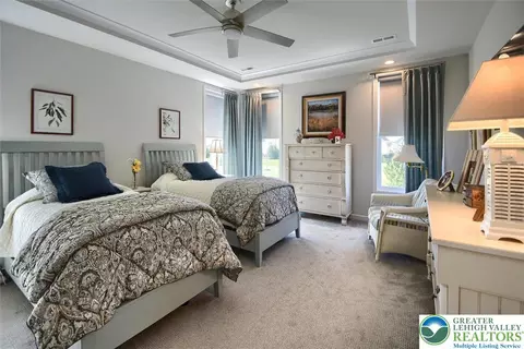 Bedroom - 6963 Maple Dr, Bath, PA 18014 photo 1 of 4