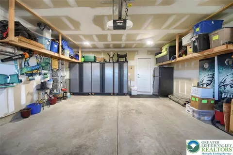 Entry Way - 6963 Maple Dr, Bath, PA 18014 photo 5 of 5