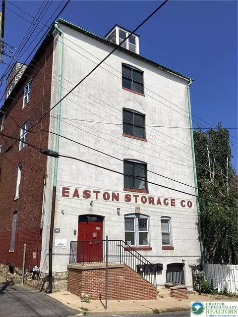 145 S 11th St #B & C, Easton, PA 18042