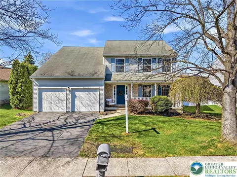 1943 Cabernet Pl, Easton, PA 18045