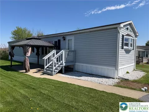 5162 Stone Ter, Whitehall Twp, PA 18052