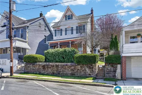 228 W Abbott St, Lansford, PA 18232