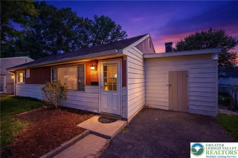 2824 Arcadia Ave, Allentown, PA 18103