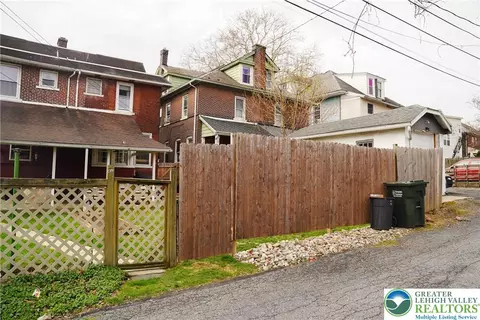 Exterior - 435 E North St, Bethlehem, PA 18018 photo 5 of 7