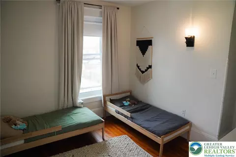 Bedroom - 435 E North St, Bethlehem, PA 18018 photo 3 of 12