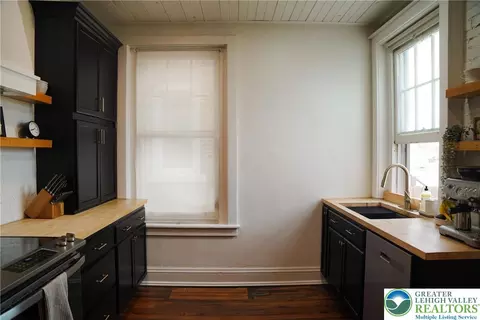 Kitchen - 435 E North St, Bethlehem, PA 18018 photo 5 of 5