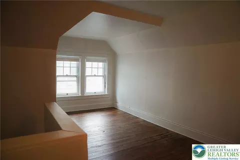 Bedroom - 435 E North St, Bethlehem, PA 18018 photo 10 of 12