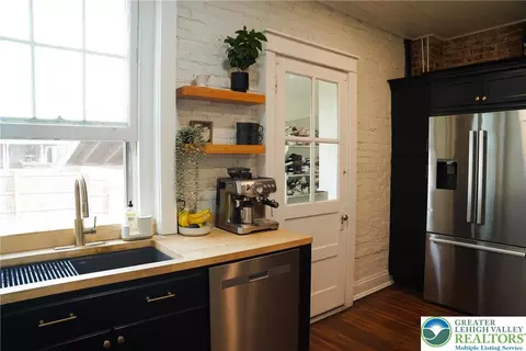 Kitchen - 435 E North St, Bethlehem, PA 18018 photo 4 of 5