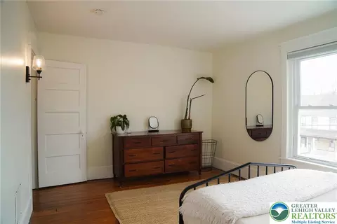 Bedroom - 435 E North St, Bethlehem, PA 18018 photo 8 of 12