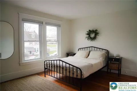 Bedroom - 435 E North St, Bethlehem, PA 18018 photo 7 of 12