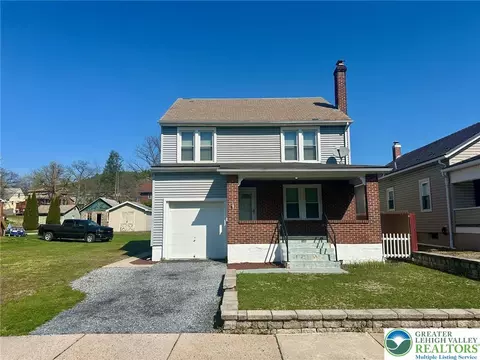 711 Franklin Ave, Palmerton, PA 18071