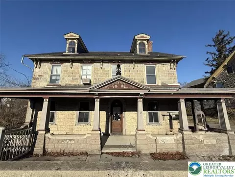 2 Race, Catasauqua, PA 18032