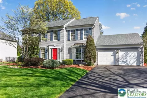 4510 Kathi Dr, Bethlehem, PA 18017