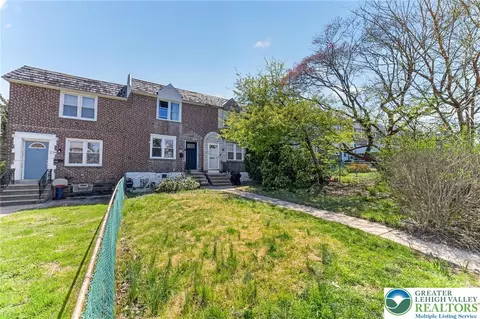 236 W Washington Ave, Clifton Heights, PA 19018