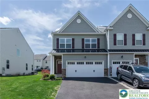 3973 Mink Rd, Emmaus, PA 18049