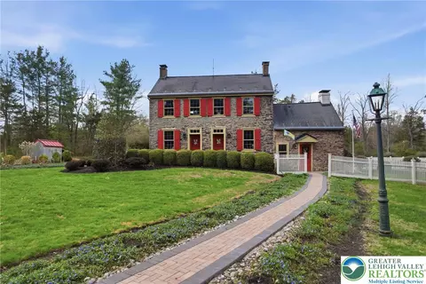 127 Marienstein Rd, Revere, PA 18953