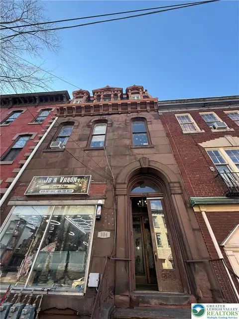 304 N 5th St, Reading, PA 19601