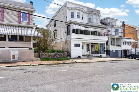216 W Bertsch St, Lansford, PA 18232