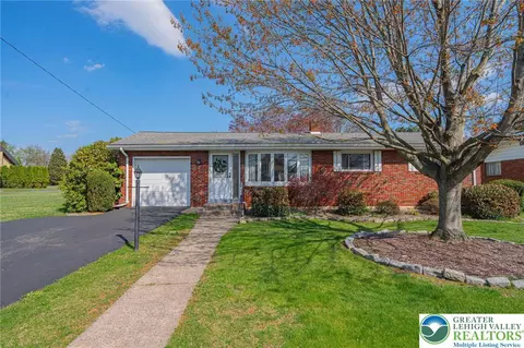 2630 Jacksonville Rd, Bethlehem, PA 18017