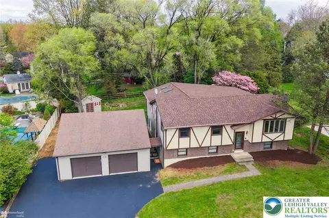 3032 Center St, Bethlehem, PA 18017