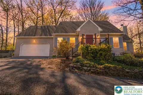 631 Bishops Pl, Northampton, PA 18067