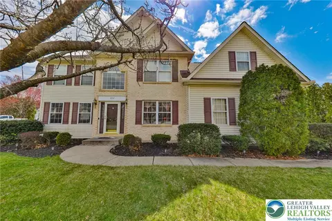 1222 Sycamore Ave, Forks Twp, PA 18040