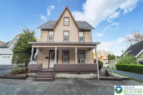 115 Whitfield St, Nazareth, PA 18064