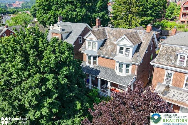 425 1st Ave, Bethlehem, PA 18018