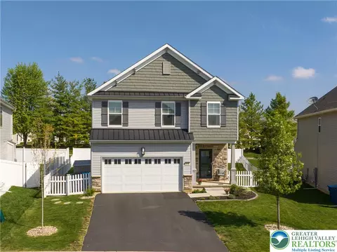 338 Bendelow Ln, Northampton, PA 18067