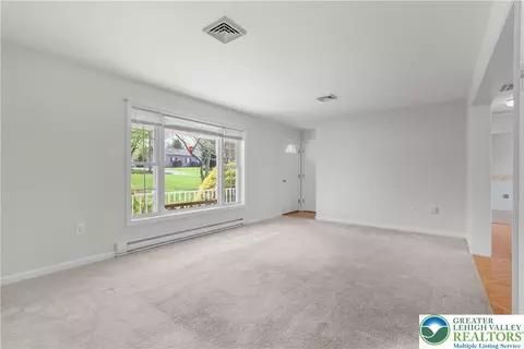 540 Bauer Rd, Bath, PA 18014 photo 10