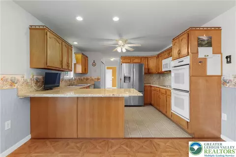 540 Bauer Rd, Bath, PA 18014 photo 15