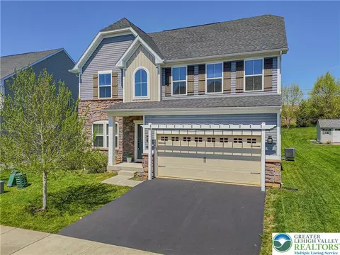 2584 Raya Way, Bethlehem, PA 18020