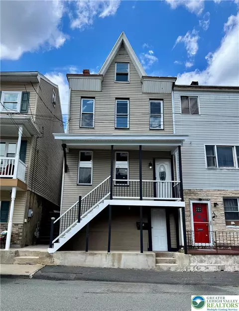 358 Front St, Pottsville, PA 17901